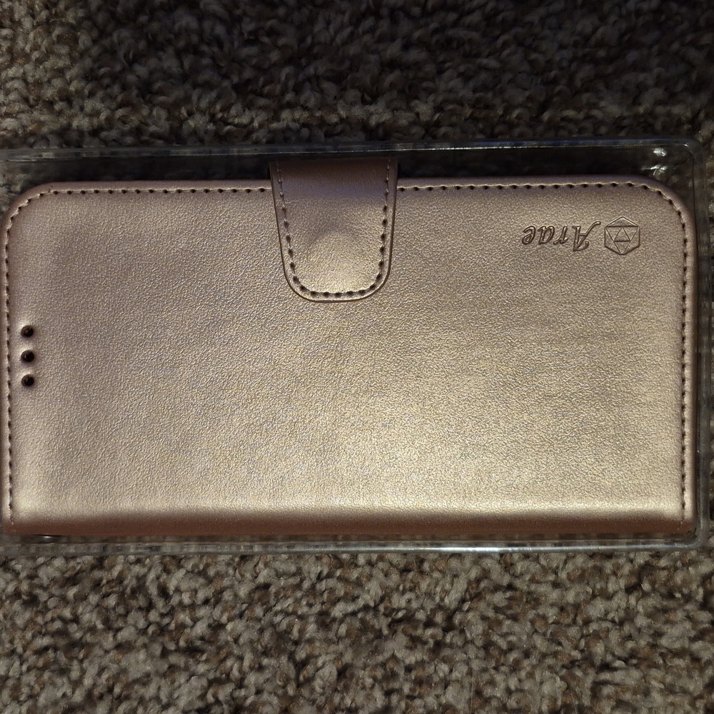 NIP Rose Gold iPhone 15 Case Card Holder & Wrist Strap Wallet Flip - Picture 4 of 6